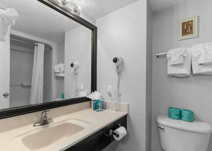 Grande ShoresResort Hotel